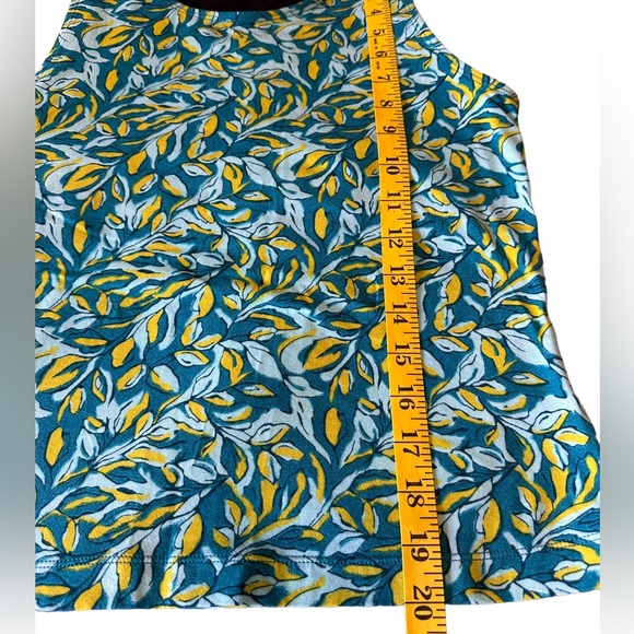 596. 5/$25 Danskin Women’s Blue & Yellow Built in bra Workout Top - Picture 7 of 7